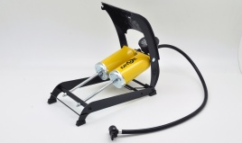 Насос ножной с манометром КАЧОК H-70