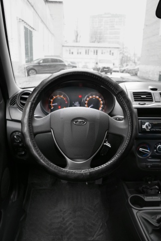 Оплетка на руль (нат. кожа) AVS GL-665M-B (размер M, черный) - Серия "Classic" фото 5