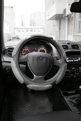 Спонжевая оплетка руля AVS SP-426L-GR ( размер L, серый) - Серия "Sponge" фото 7