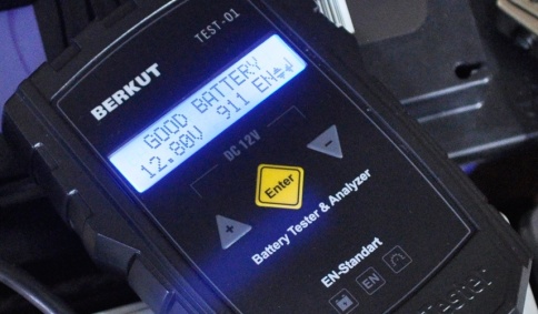 Тестер-анализатор для аккумуляторов (12V) BERKUT TEST-01 фото 3